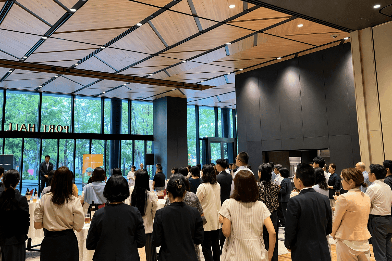 交流会_イメージ (1)